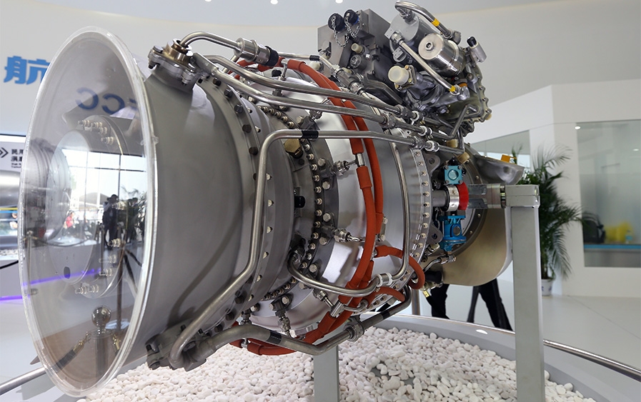 “玉龍”發(fā)動(dòng)機(jī)